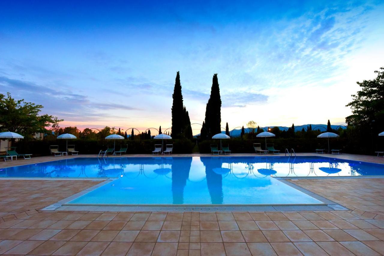 Villa Santa Barbara Montefalco Exteriör bild