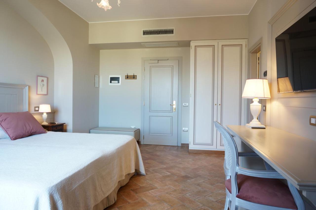 Villa Santa Barbara Montefalco Exteriör bild