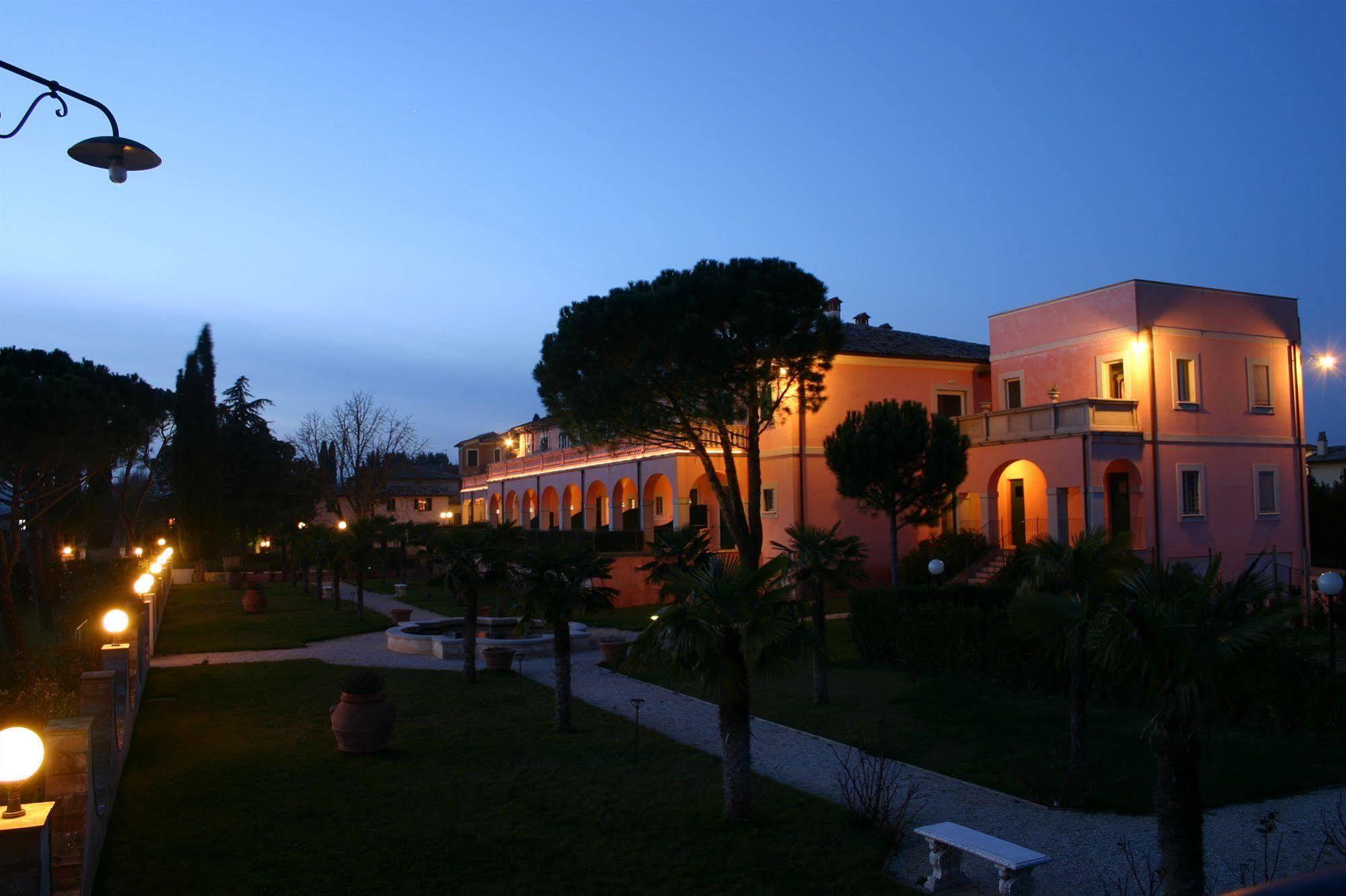 Villa Santa Barbara Montefalco Exteriör bild